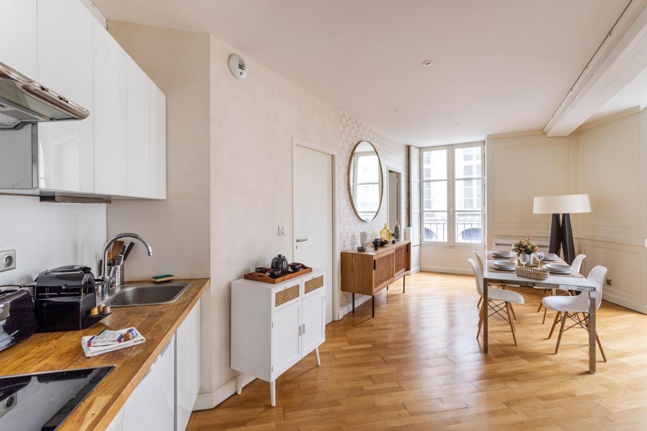 La Tourelle & L'Honore - 2 Appartements Dans Le Centre Historique De رينز المظهر الخارجي الصورة