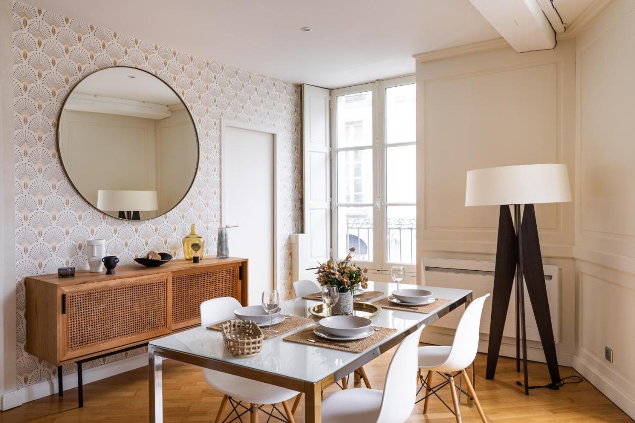 La Tourelle & L'Honore - 2 Appartements Dans Le Centre Historique De رينز المظهر الخارجي الصورة